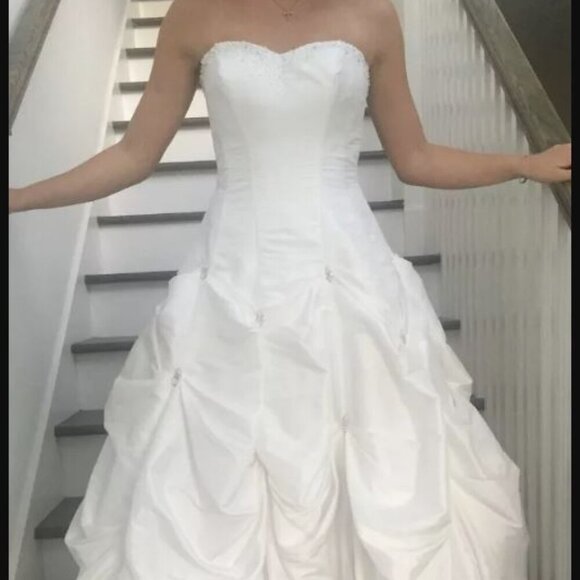 NWT David's Bridal T9017 - Picture 6 of 7